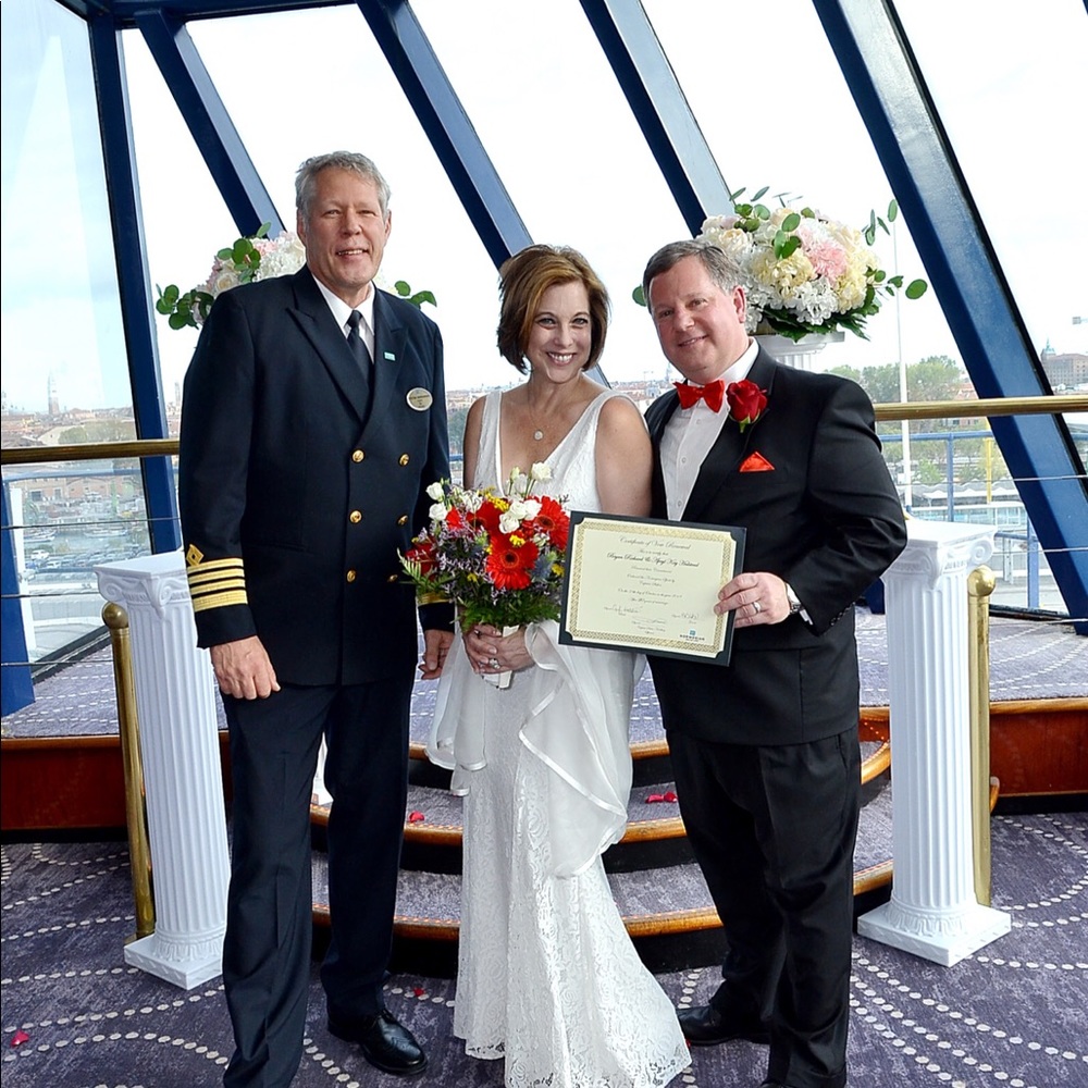 “Meet the Posher who Loves to Posh!” ♥️💖💝 - Picture 7 of 11